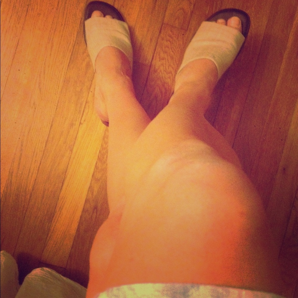 Well-loved sandals, used women's shoes size 10 👡